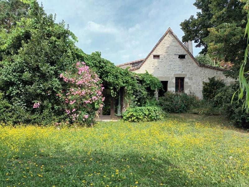 Maison à VERTEUIL-D&#039;AGENAIS