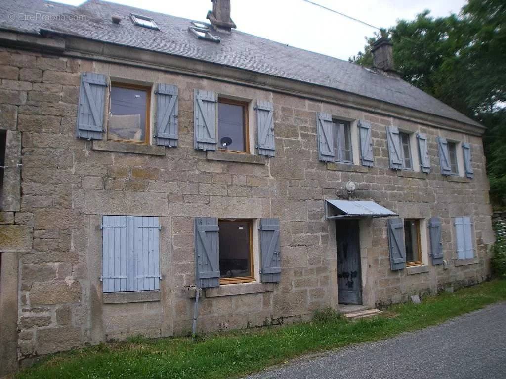 Maison à ROYERE-DE-VASSIVIERE