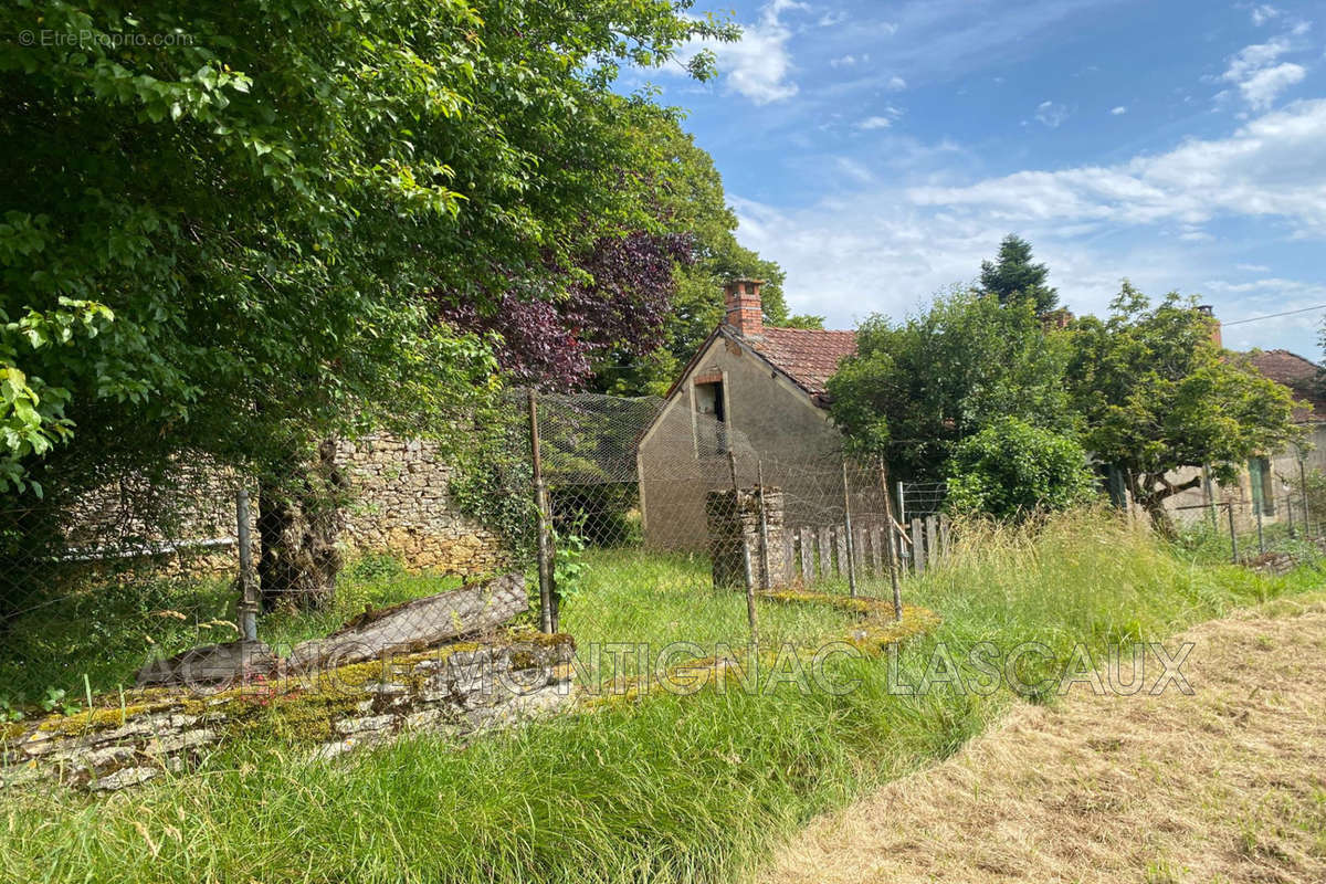 Maison à AUBAS