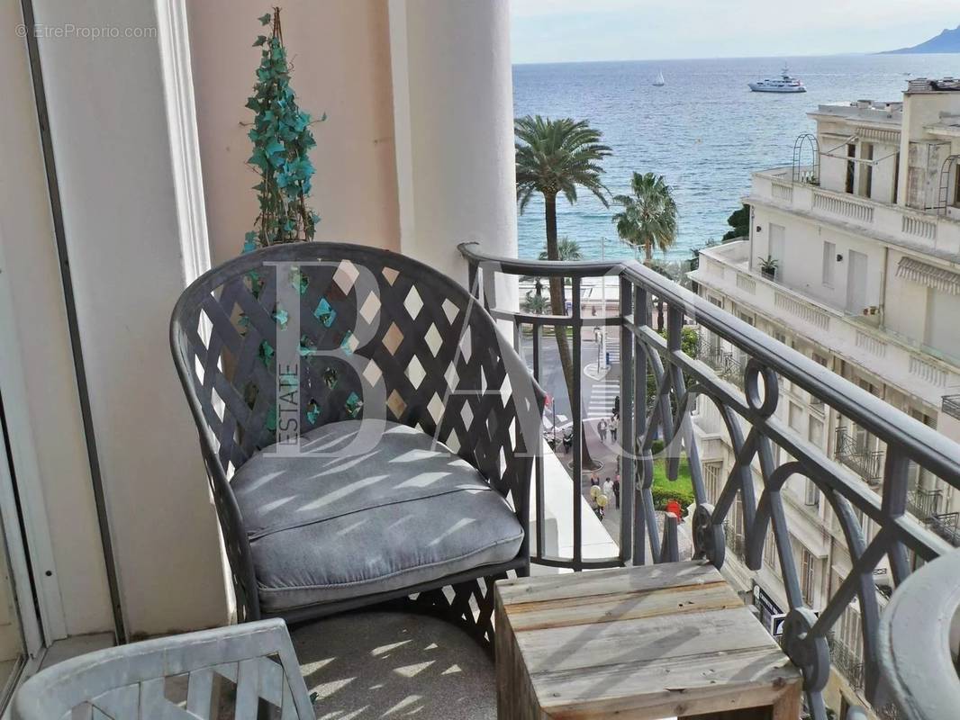 Appartement à CANNES