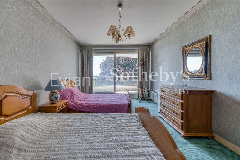 Appartement à EVIAN-LES-BAINS