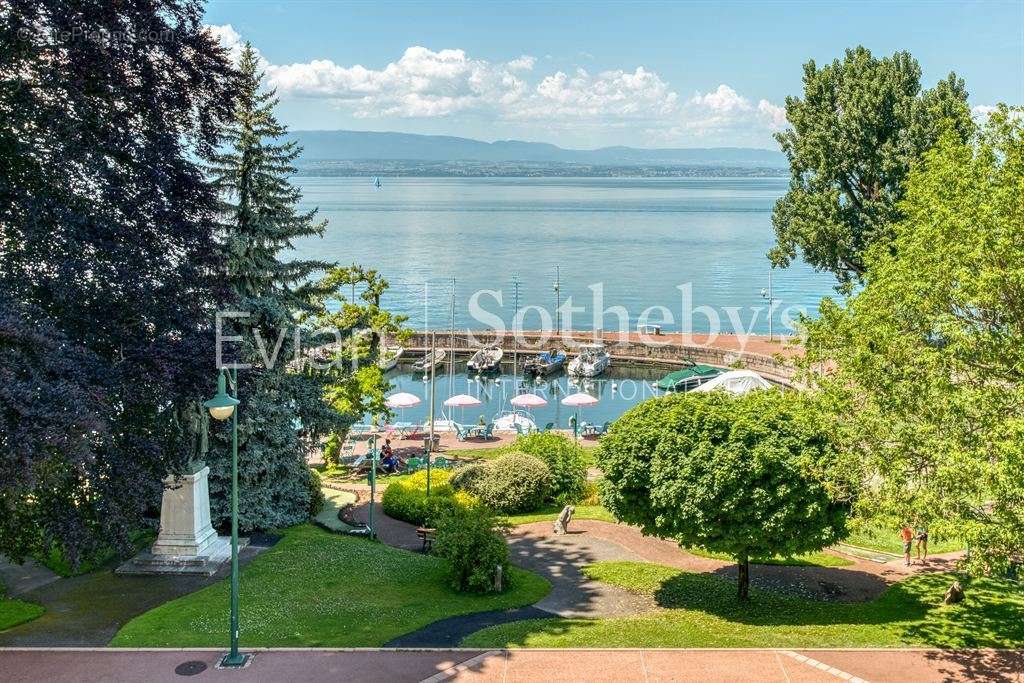 Appartement à EVIAN-LES-BAINS