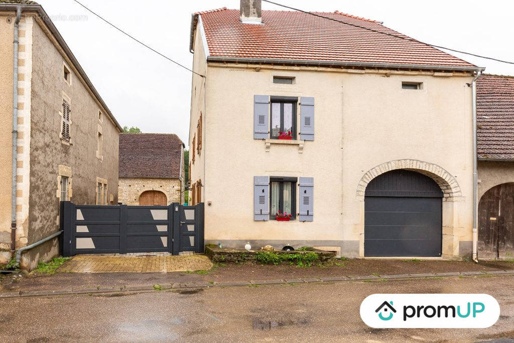 Maison à SOING-CUBRY-CHARENTENAY