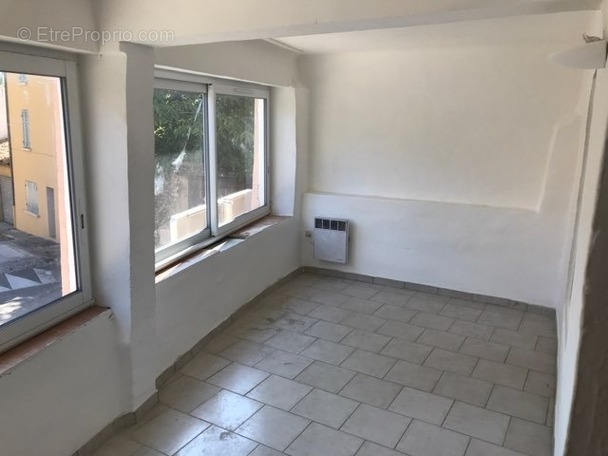 Appartement à BRIGNOLES