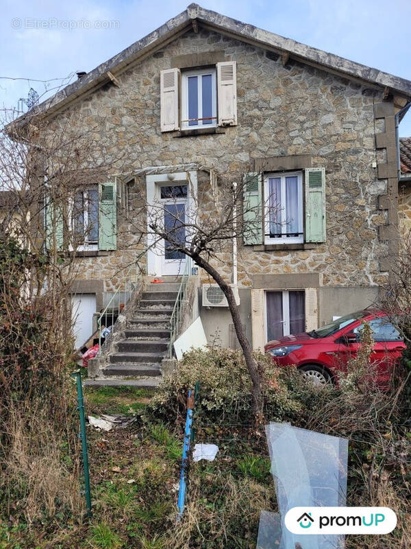 Maison à SAINT-JUNIEN