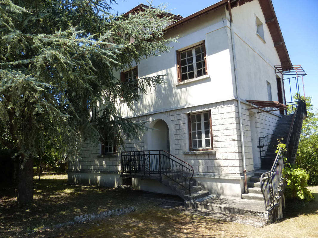 Maison à FUMEL