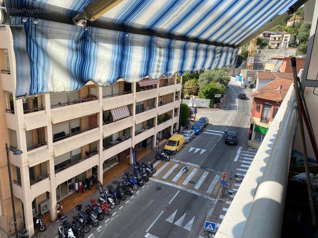 Parking à ROQUEBRUNE-CAP-MARTIN