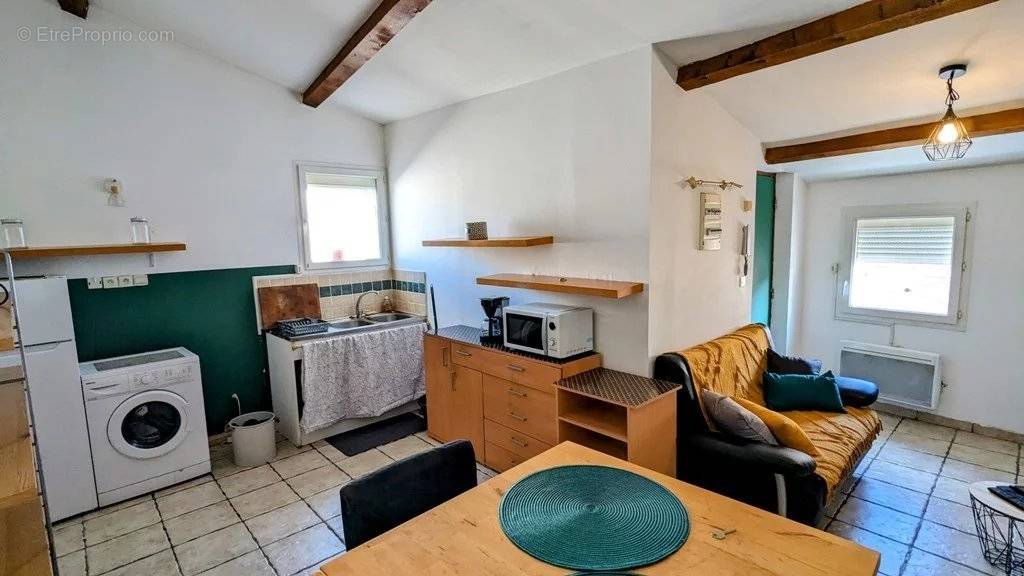 Appartement à CARCES