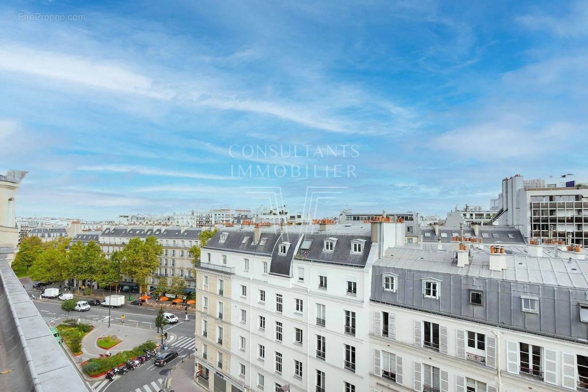 Appartement à PARIS-17E