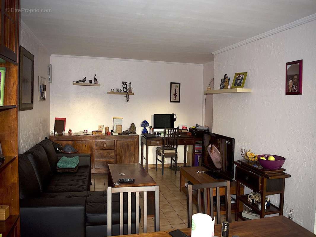 Appartement à VALLAURIS