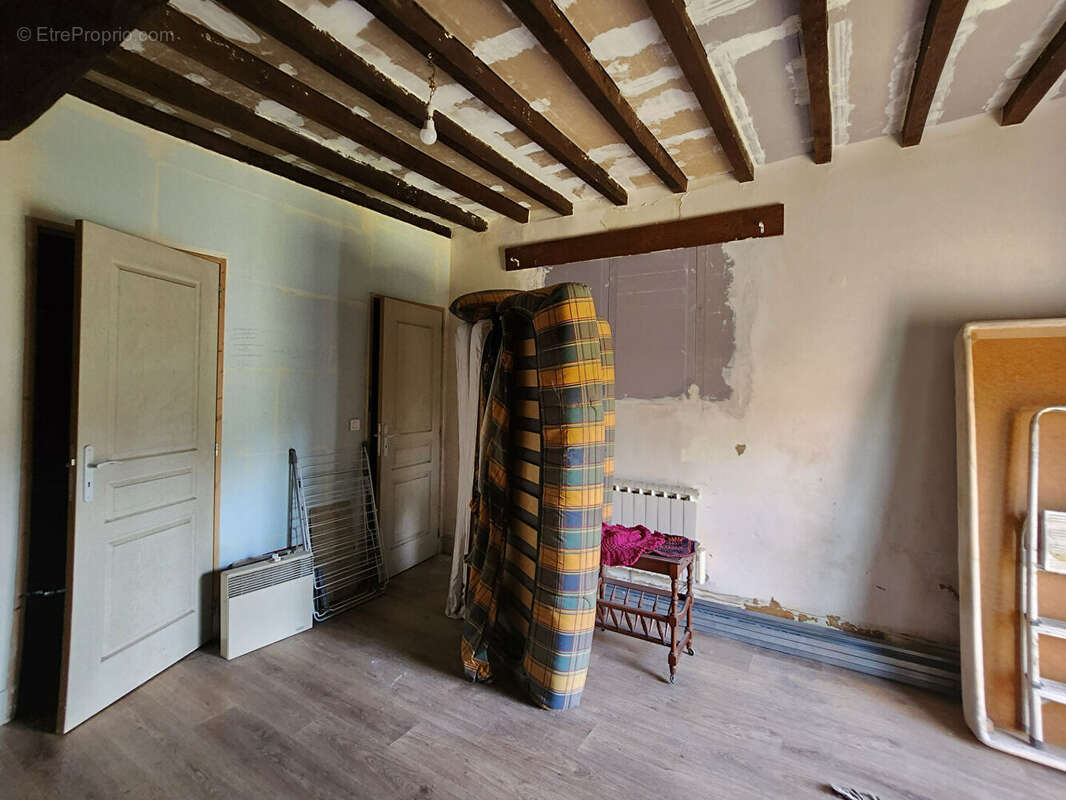 Appartement à EPERNON