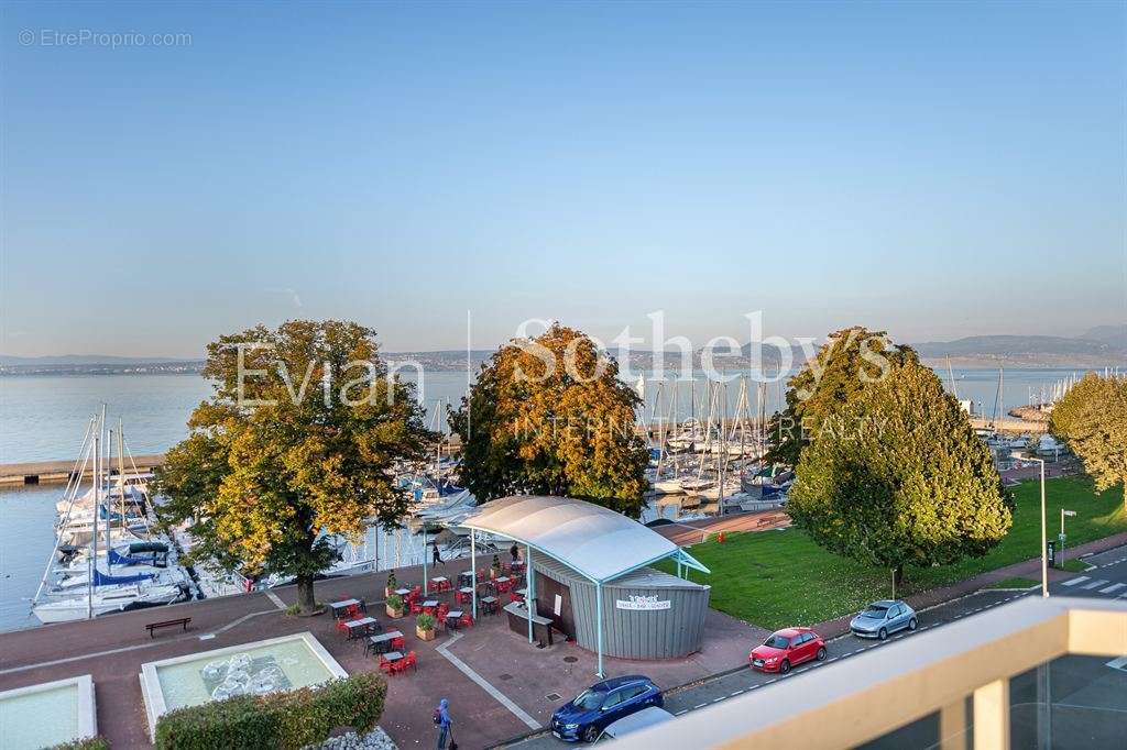 Appartement à EVIAN-LES-BAINS