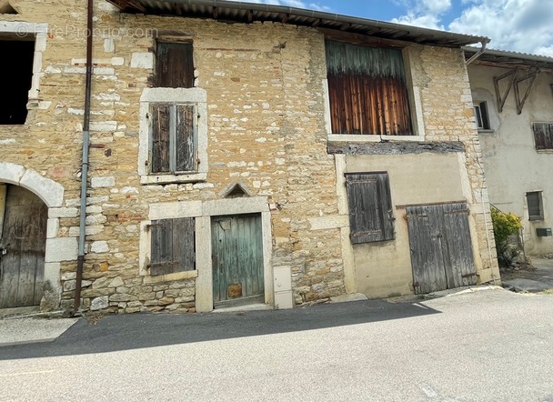 Maison à REVONNAS