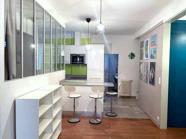 Appartement à PARIS-15E