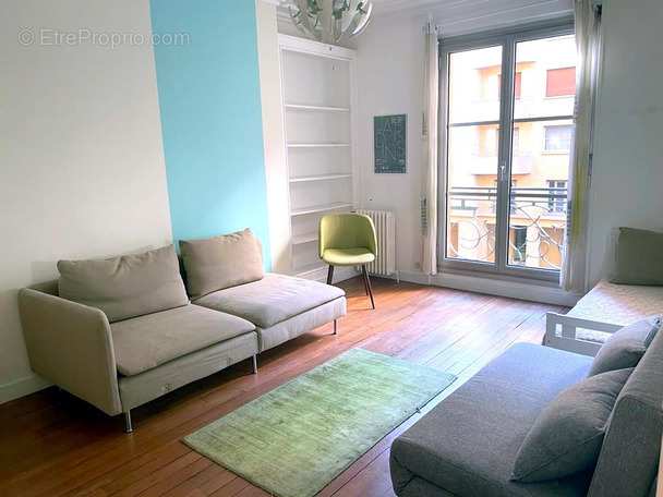 Appartement à PARIS-15E