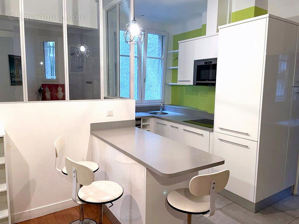 Appartement à PARIS-15E