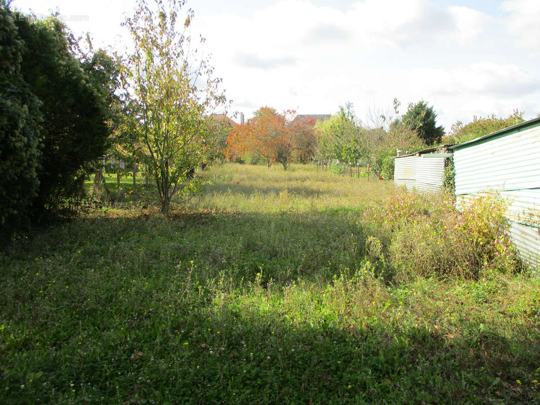 Terrain à COUHE