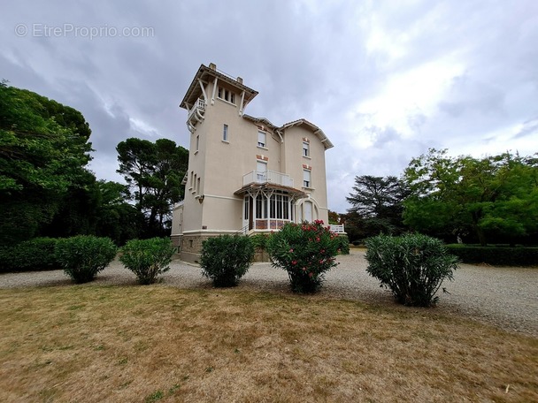 Maison à SAINT-COUAT-D&#039;AUDE