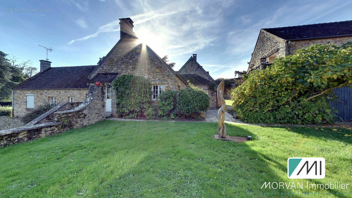 Maison à CHEVREUSE