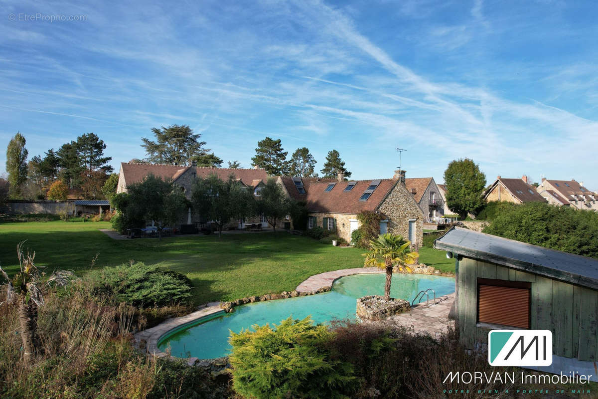 Maison à CHEVREUSE