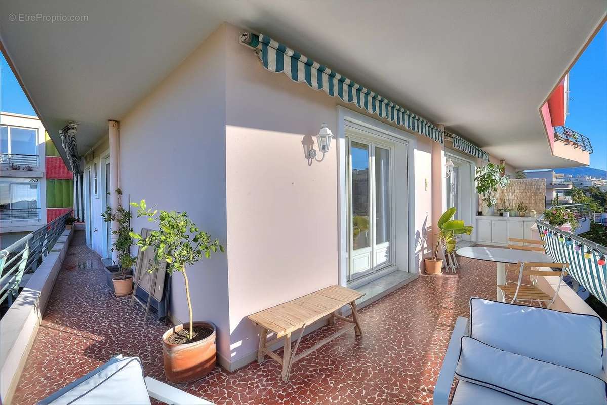 Appartement à NICE