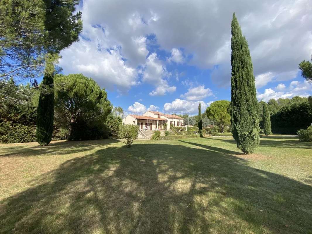 Maison à SAINT-CANNAT