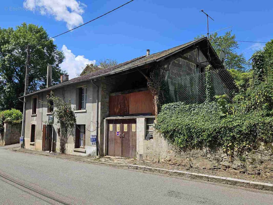 Maison à LINARDS