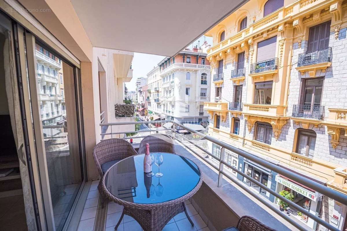 Appartement à NICE