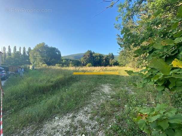 Terrain à LE POET-LAVAL