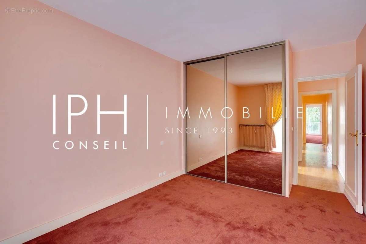 Appartement à NEUILLY-SUR-SEINE