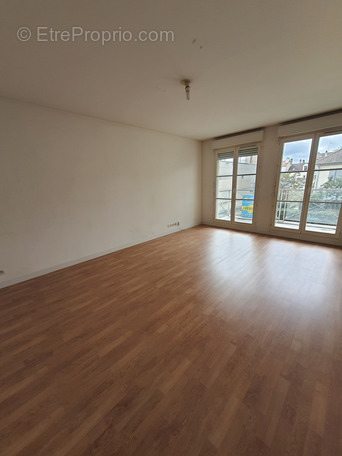 Appartement à MELUN