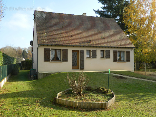 Maison à NOGENT-LE-ROI