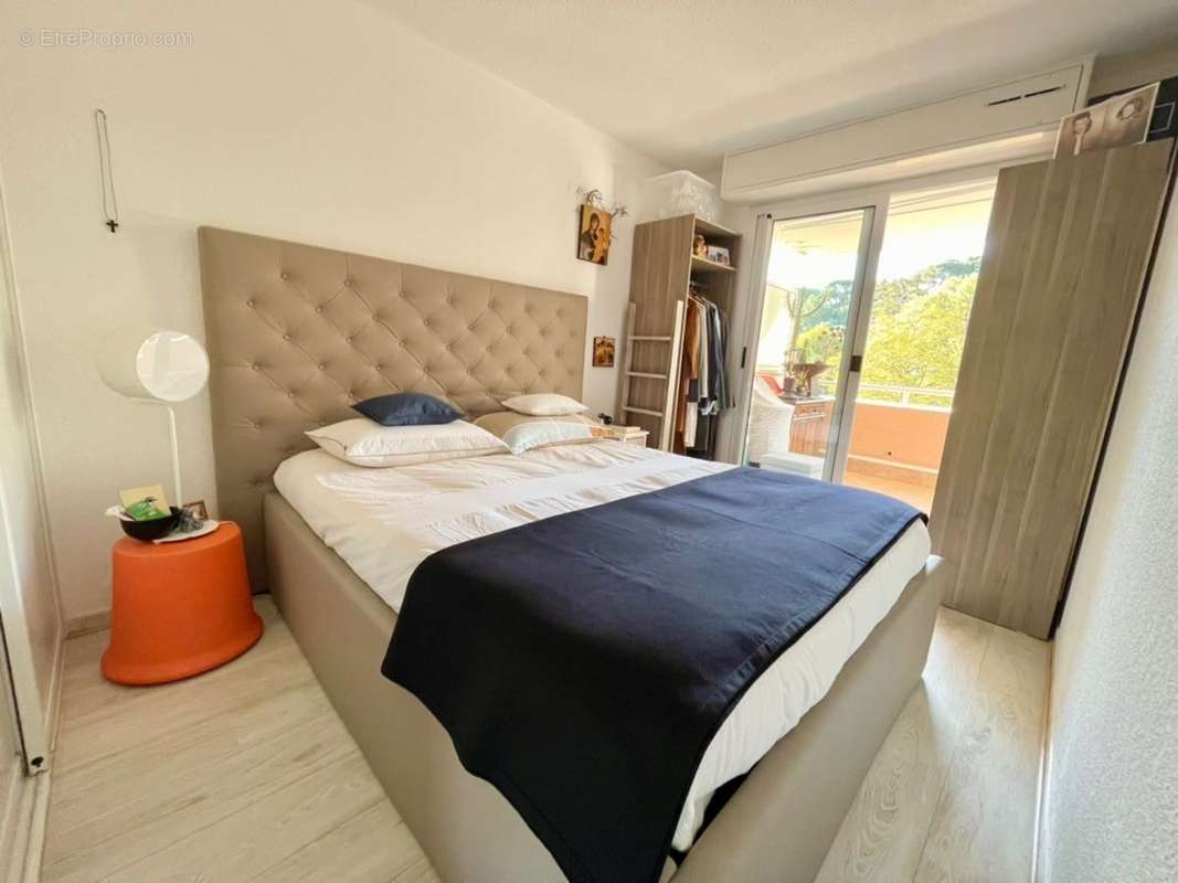 Appartement à ROQUEBRUNE-CAP-MARTIN