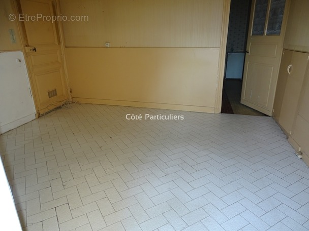 Appartement à LIGNIERES