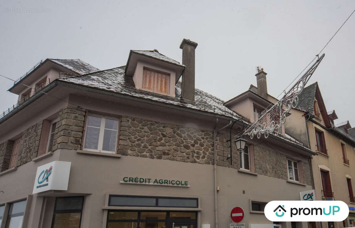 Appartement à MUR-DE-BARREZ