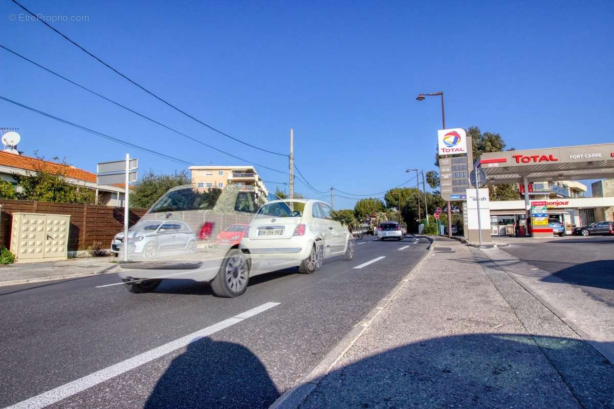 Commerce à ANTIBES