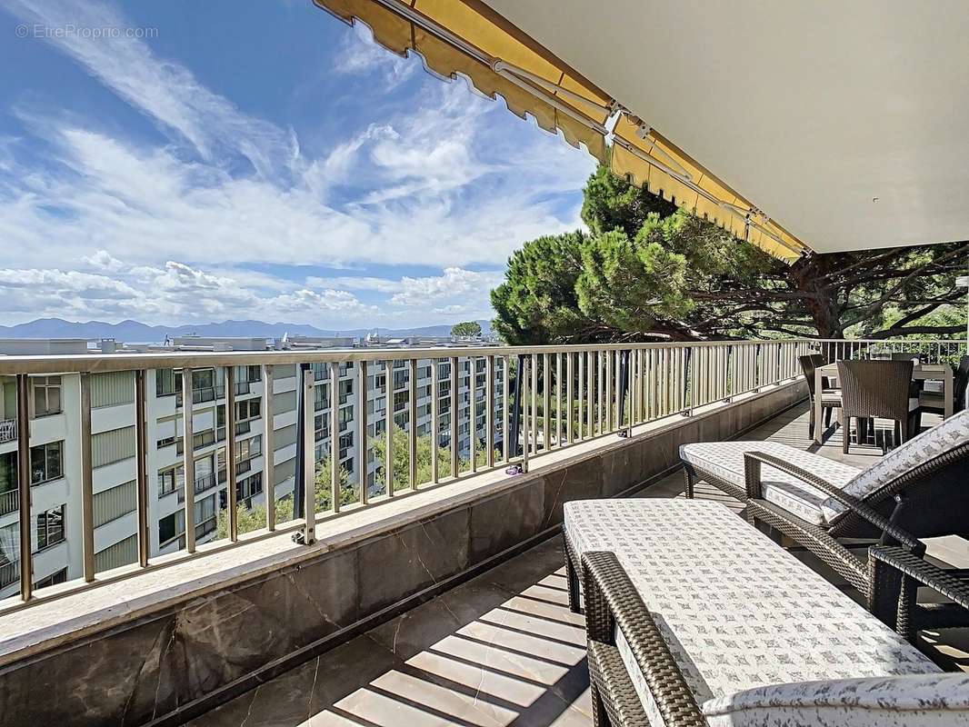 Appartement à CANNES