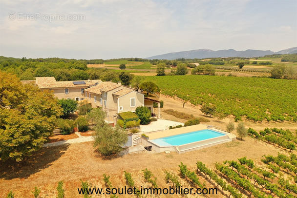 Maison à VAISON-LA-ROMAINE