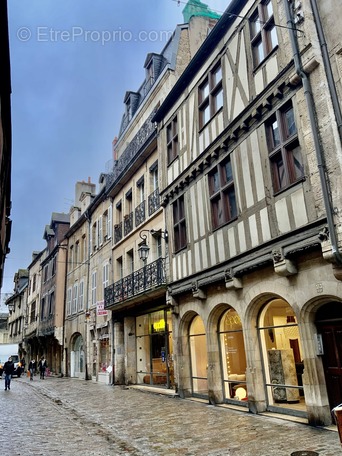 Commerce à DIJON