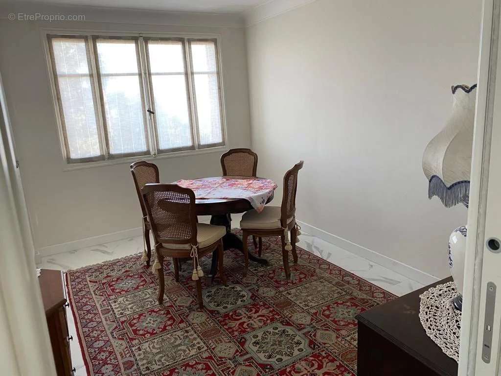 Appartement à ROQUEBRUNE-CAP-MARTIN