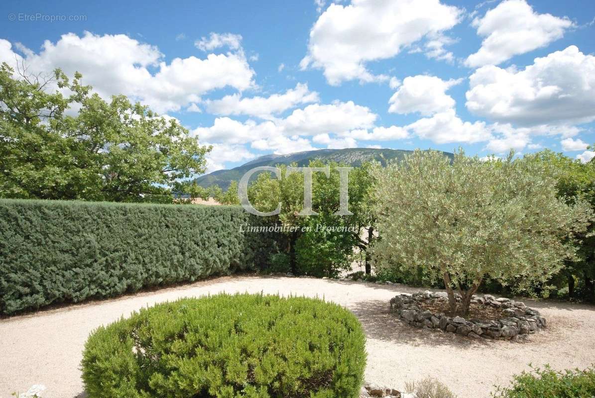 Maison à VAISON-LA-ROMAINE