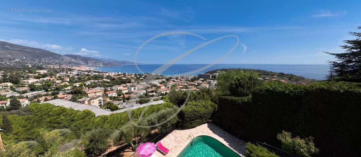 Maison à ROQUEBRUNE-CAP-MARTIN