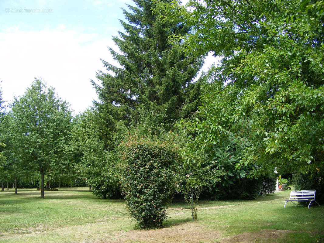 Photo 2 - Maison à LUCAY-LE-MALE