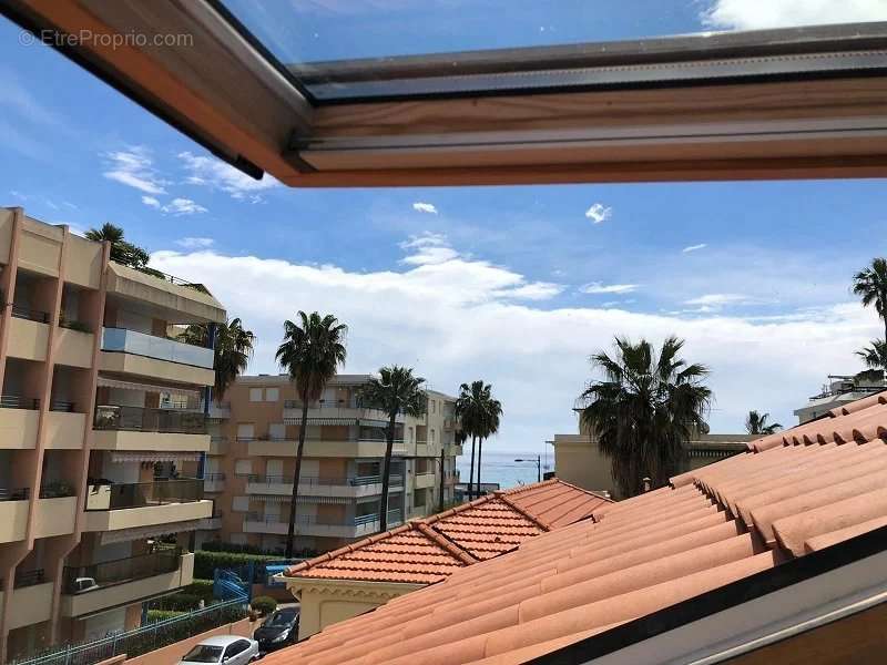 Appartement à ROQUEBRUNE-CAP-MARTIN