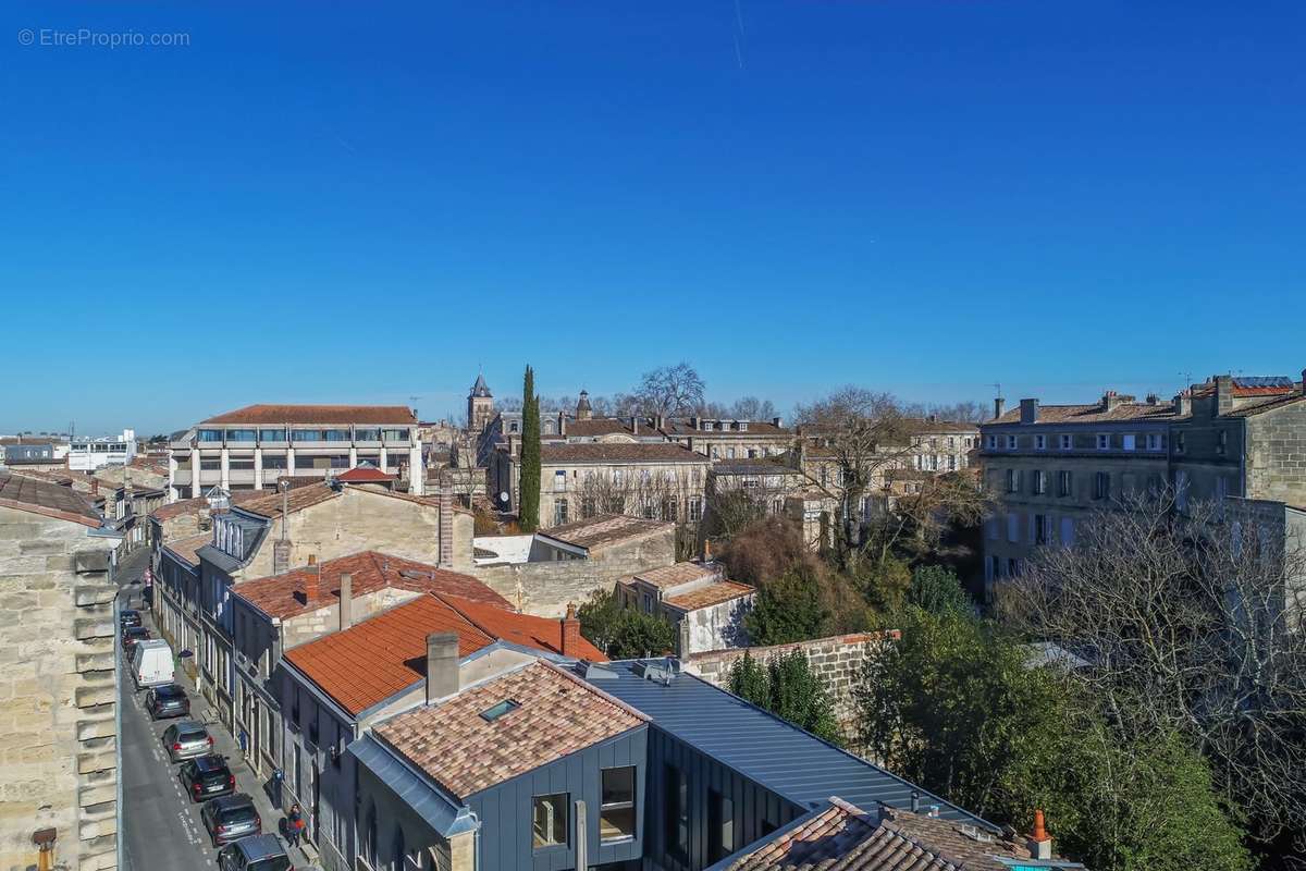 Appartement à BORDEAUX