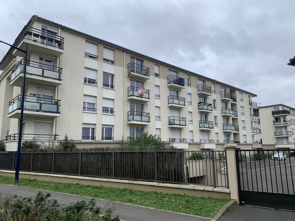 Appartement à DAMMARIE-LES-LYS