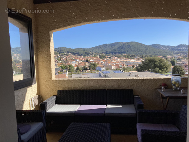 Appartement à CARQUEIRANNE