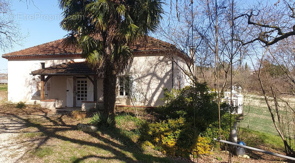 Maison à LAUZERTE