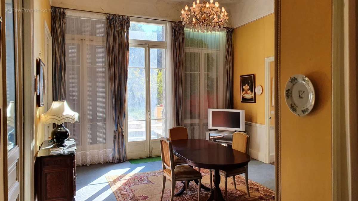 Appartement à MENTON