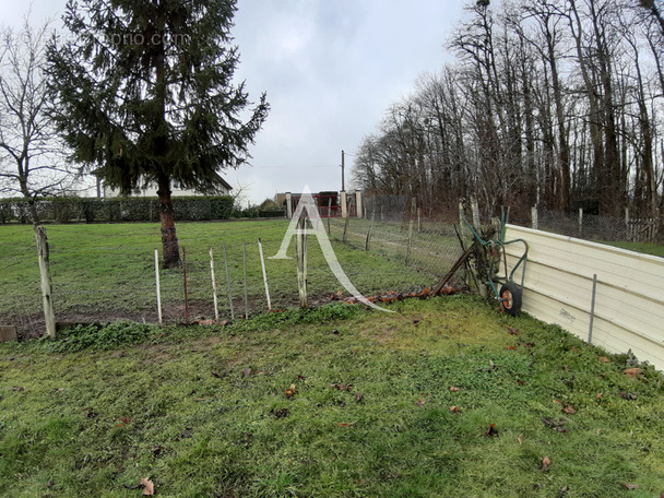 Terrain à CHATEAU-RENAULT